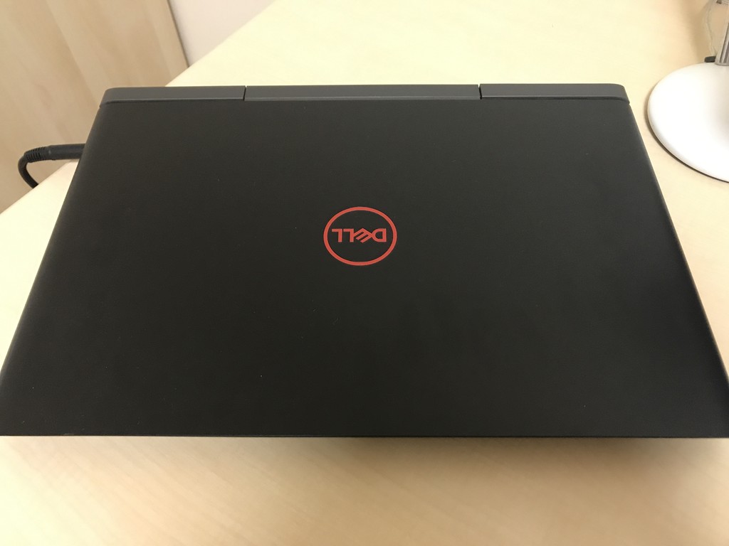 DELL inspiron15 gaming 7577